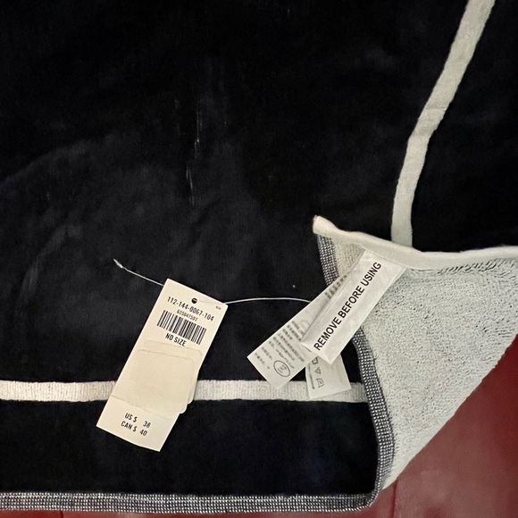 ABERCROMBIE & FITCH LUXURY TRI-COLOR BEACH TOWEL NWT - Picture 4 of 8